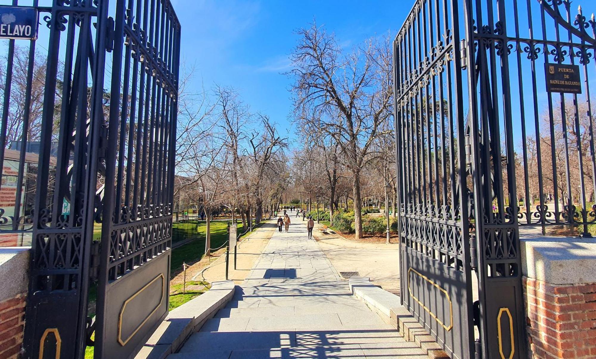 Retiro Park Lägenhet Madrid Exteriör bild